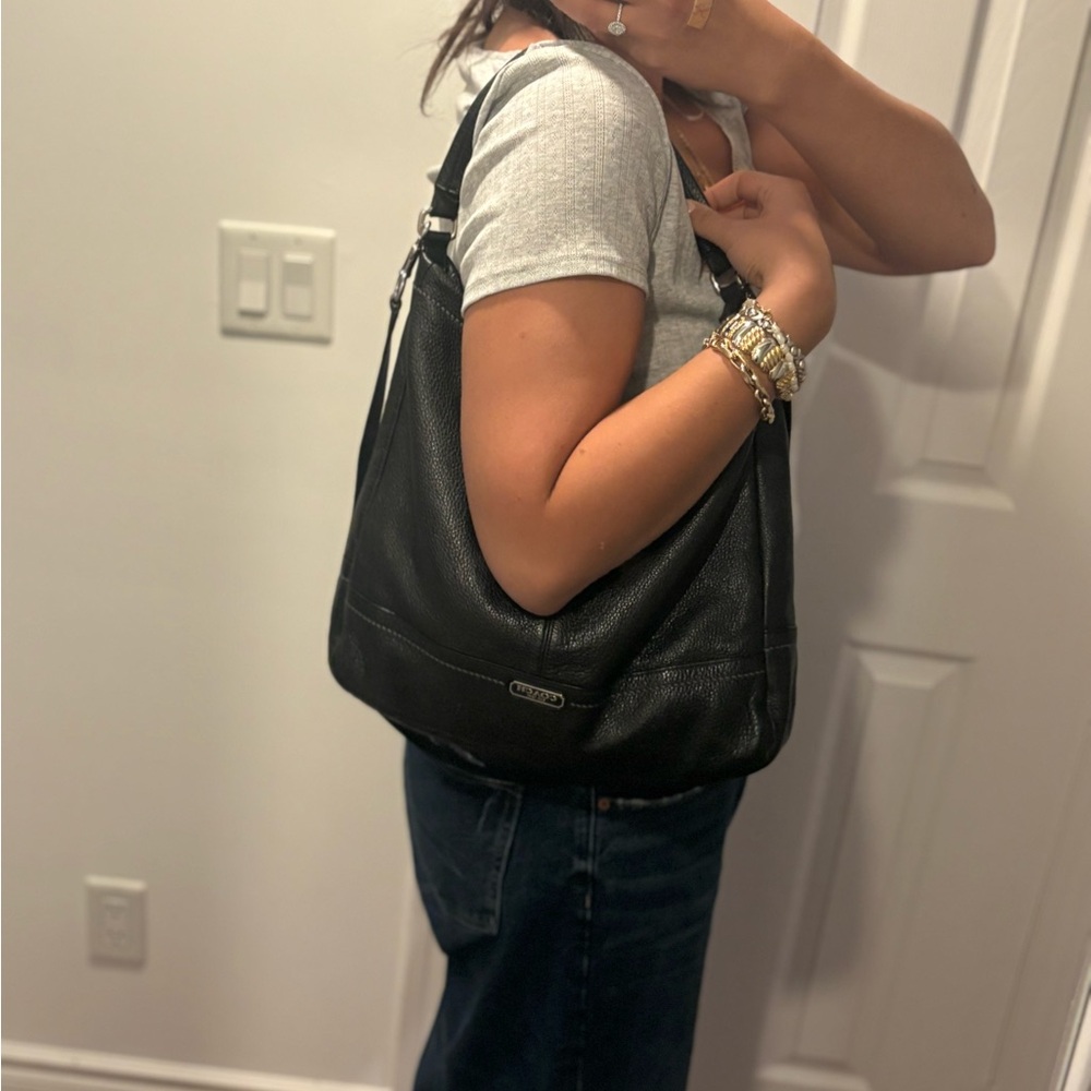 Coach Elegant Black Hobo Bag - Picture 4 of 6